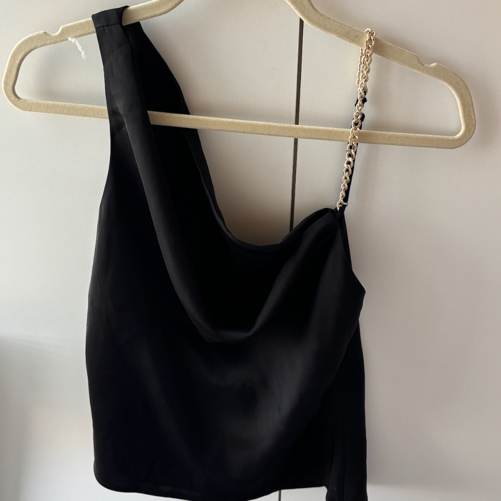 ASTR THE LABEL Black Satin Chain Strap Top